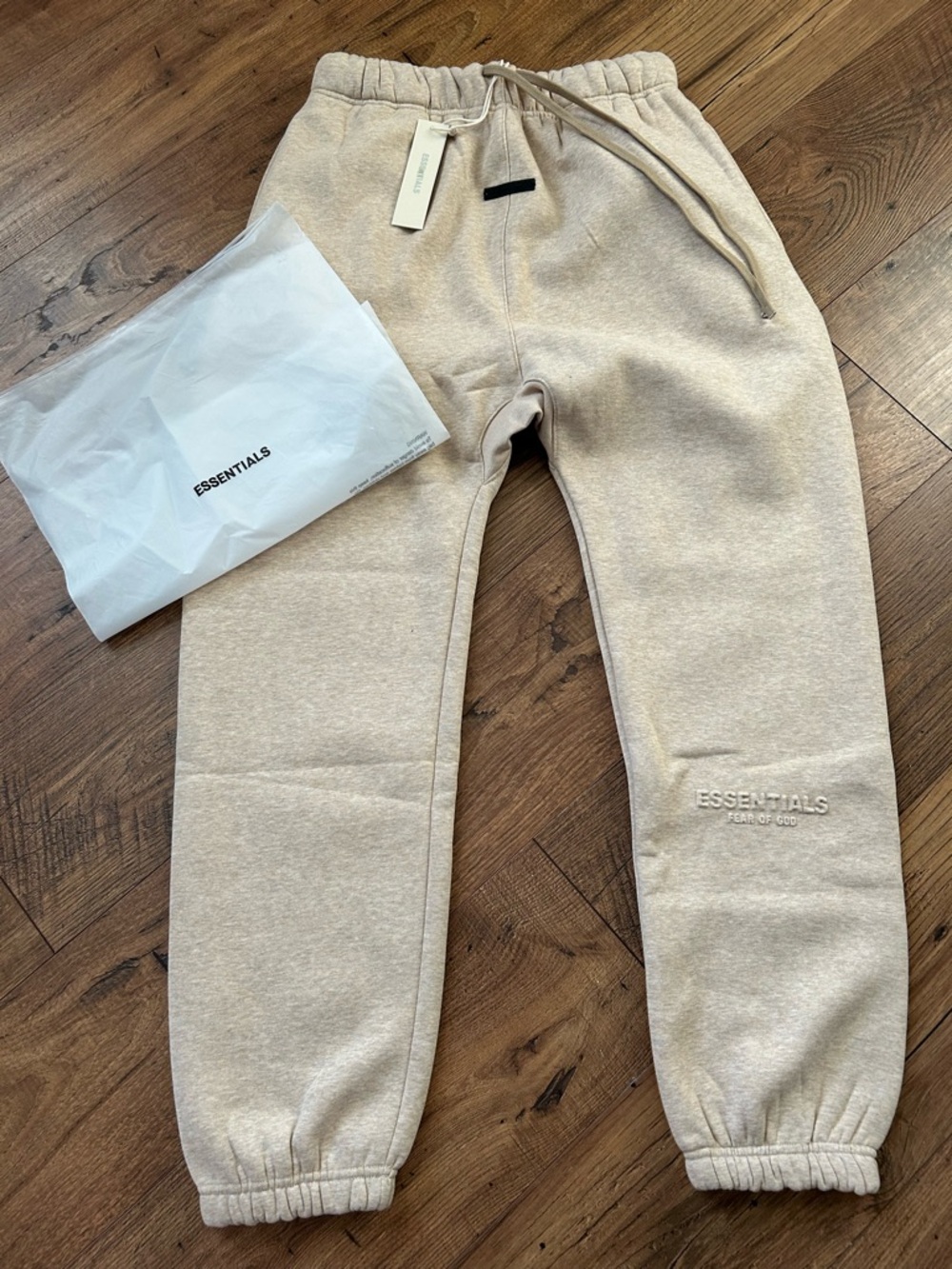 Fear of God Cream ESSENTIALS Jogger Sweatpants